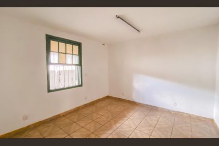 Casa para alugar com 180m², 4 quartos e 4 vagas Casa para alugar com 180m², 4 quartos e 4 vagasQuarto 1