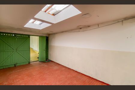 Casa para alugar com 180m², 4 quartos e 4 vagas Casa para alugar com 180m², 4 quartos e 4 vagasQuintal