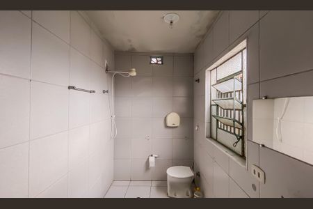 Casa para alugar com 180m², 4 quartos e 4 vagas Casa para alugar com 180m², 4 quartos e 4 vagasBanheiro