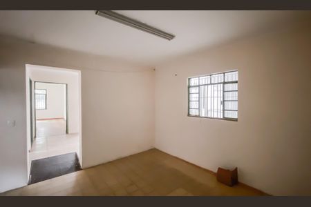 Casa para alugar com 180m², 4 quartos e 4 vagas Casa para alugar com 180m², 4 quartos e 4 vagasQuarto 3