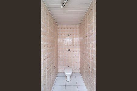 Casa para alugar com 180m², 4 quartos e 4 vagas Casa para alugar com 180m², 4 quartos e 4 vagasBanheiro de serviço