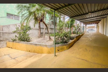 Casa para alugar com 180m², 4 quartos e 4 vagas Casa para alugar com 180m², 4 quartos e 4 vagasGaragem