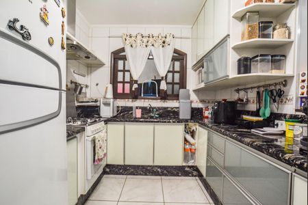 Apartamento para alugar com 105m², 3 quartos e 2 vagasCozinha