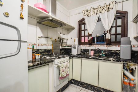 Apartamento para alugar com 105m², 3 quartos e 2 vagasCozinha