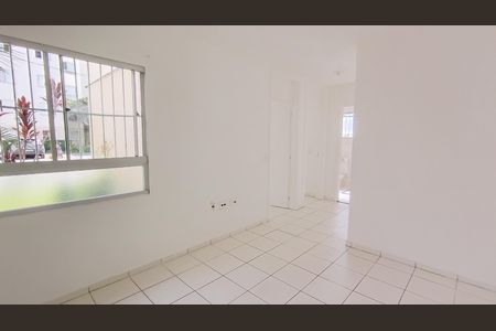 Sala de apartamento para alugar com 2 quartos, 50m² em Jardim Europa, Suzano