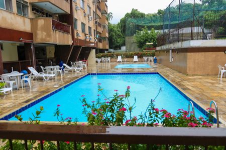 Apartamento à venda com 70m², 2 quartos e 1 vagaÁrea comum - Piscina