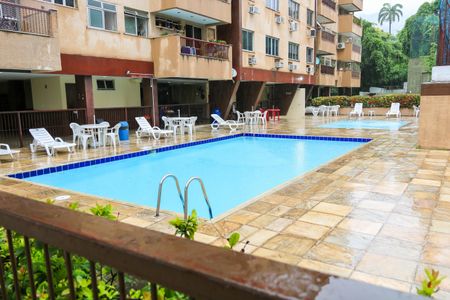 Apartamento à venda com 70m², 2 quartos e 1 vagaÁrea comum - Piscina
