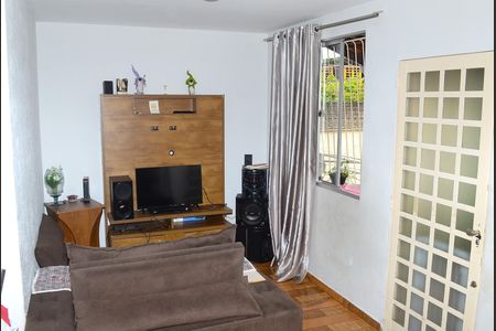 Sala de casa de condomínio à venda com 3 quartos, 95m² em São Gabriel, Belo Horizonte