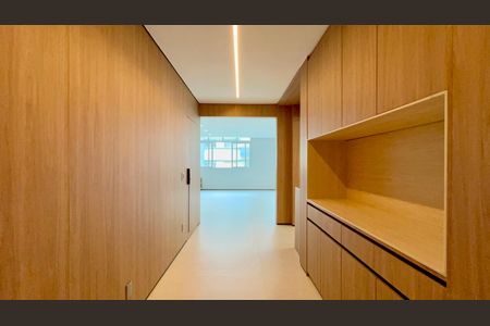 Apartamento à venda com 156m², 3 quartos e 1 vaga Apartamento à venda com 156m², 3 quartos e 1 vagaHall de entrada