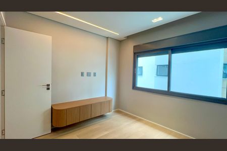 Apartamento à venda com 156m², 3 quartos e 1 vaga Apartamento à venda com 156m², 3 quartos e 1 vagaSuíte 3