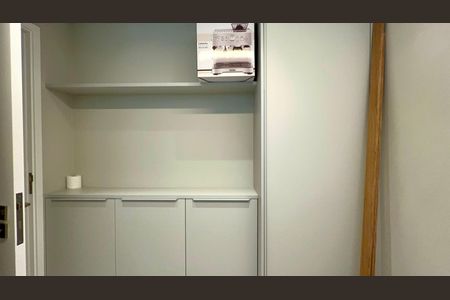 Apartamento à venda com 156m², 3 quartos e 1 vaga Apartamento à venda com 156m², 3 quartos e 1 vagaÁrea de Serviço