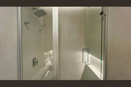 Apartamento à venda com 156m², 3 quartos e 1 vaga Apartamento à venda com 156m², 3 quartos e 1 vagaBanheiro da Suíte 2