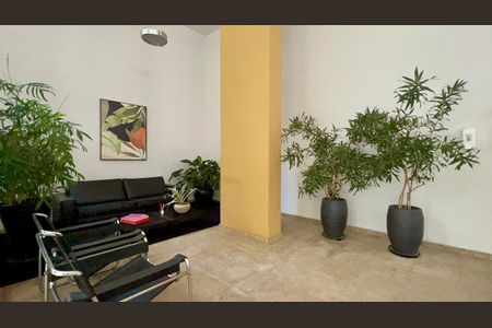 Apartamento à venda com 156m², 3 quartos e 1 vaga Apartamento à venda com 156m², 3 quartos e 1 vagaHall de entrada