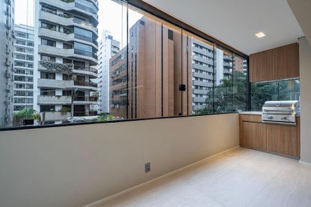 Apartamento à venda com 194m², 3 quartos e 2 vagasSala/Cozinha