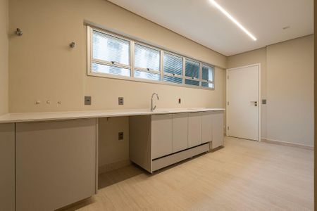 Apartamento à venda com 194m², 3 quartos e 2 vagasLavanderia
