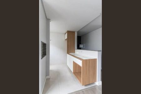 Cozinha  de apartamento para alugar com 2 quartos, 57m² em Passo d’Areia, Porto Alegre