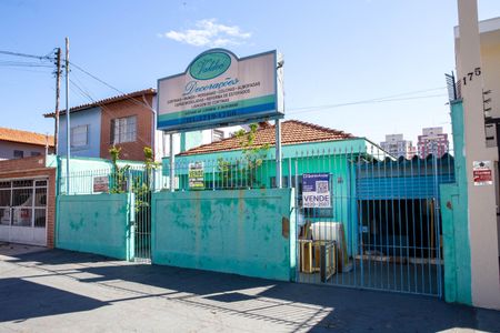 Casa à venda com 100m², 2 quartos e 2 vagasFachada da casa