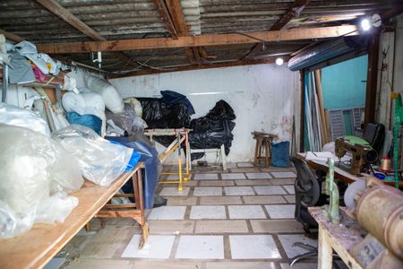 Casa à venda com 100m², 2 quartos e 2 vagasGaragem