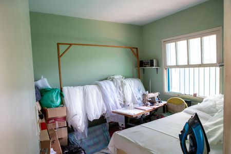 Casa à venda com 100m², 2 quartos e 2 vagasQuarto 2