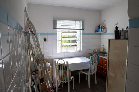 Casa à venda com 100m², 2 quartos e 2 vagasCozinha