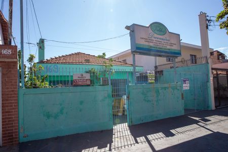 Casa à venda com 100m², 2 quartos e 2 vagasFachada da casa