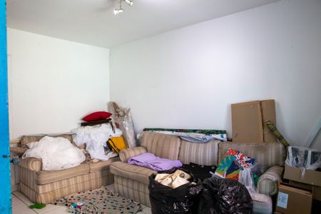 Casa à venda com 100m², 2 quartos e 2 vagasSala