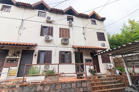 Casa de condomínio à venda com 60m², 3 quartos e 1 vagaFachada