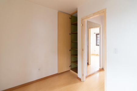 Casa de condomínio à venda com 60m², 3 quartos e 1 vagaQuarto 2