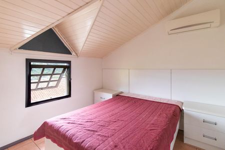 Casa de condomínio à venda com 60m², 3 quartos e 1 vagaQuarto 3 - Suíte