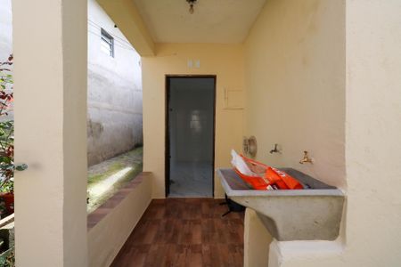 Casa para alugar com 70m², 2 quartos e sem vagaÁrea de Serviço