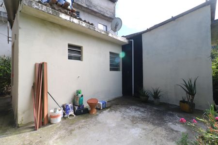 Casa para alugar com 70m², 2 quartos e sem vagaQuintal