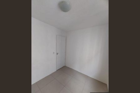 Quarto 2 de apartamento para alugar com 2 quartos, 39m² em Jardim Dona Leopoldina, Porto Alegre