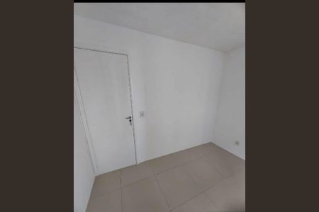 Quarto 1 de apartamento para alugar com 2 quartos, 39m² em Jardim Dona Leopoldina, Porto Alegre