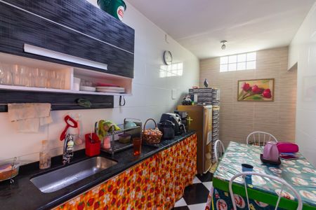 Casa à venda com 180m², 3 quartos e 3 vagasCozinha 