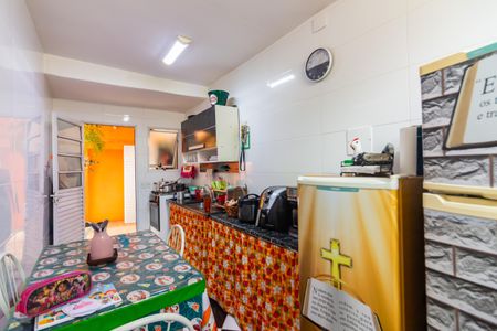 Casa à venda com 180m², 3 quartos e 3 vagasCozinha 