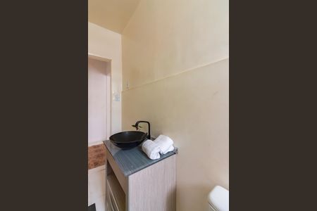 Casa à venda com 180m², 3 quartos e 3 vagasBanheiro 2