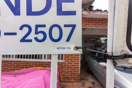 Casa à venda com 180m², 3 quartos e 3 vagasCode