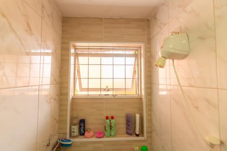 Casa à venda com 180m², 3 quartos e 3 vagasBanheiro