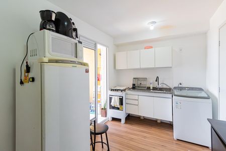 Apartamento para alugar com 32m², 2 quartos e sem vaga Apartamento para alugar com 32m², 2 quartos e sem vagaSala/Cozinha
