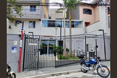 Apartamento para alugar com 32m², 2 quartos e sem vaga Apartamento para alugar com 32m², 2 quartos e sem vagaFachada