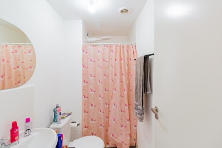Apartamento para alugar com 32m², 2 quartos e sem vaga Apartamento para alugar com 32m², 2 quartos e sem vagaBanheiro