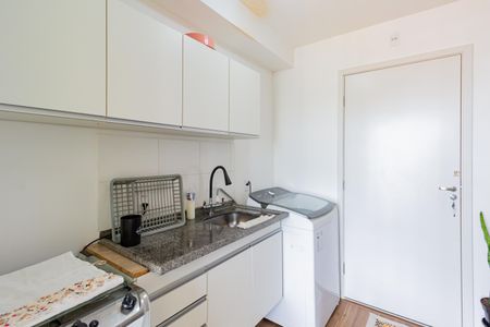 Apartamento para alugar com 32m², 2 quartos e sem vaga Apartamento para alugar com 32m², 2 quartos e sem vagaCozinha e Área de Serviço