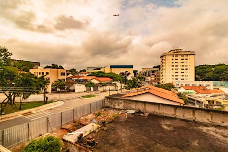 Apartamento à venda com 64m², 2 quartos e 1 vaga