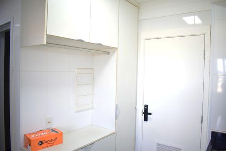 Apartamento para alugar com 156m², 3 quartos e 3 vagasÁrea de Serviço