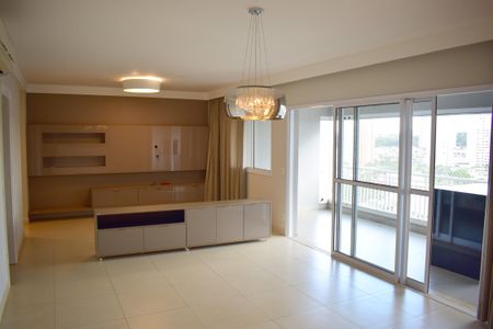 Apartamento para alugar com 156m², 3 quartos e 3 vagasSala