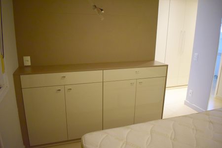 Apartamento para alugar com 156m², 3 quartos e 3 vagasSuíte 3