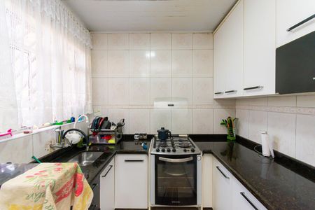 Casa à venda com 200m², 3 quartos e 2 vagasCasa 2- Cozinha