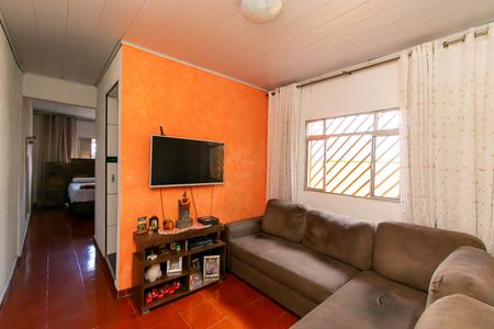 Casa à venda com 200m², 3 quartos e 2 vagasCasa 2- Sala