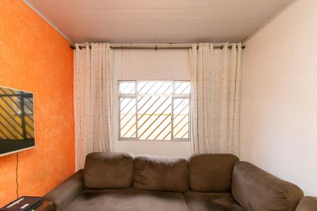 Casa à venda com 200m², 3 quartos e 2 vagasCasa 2- Sala