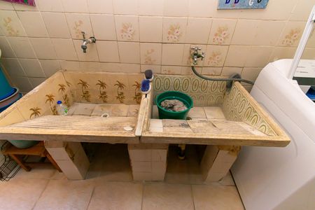 Casa à venda com 200m², 3 quartos e 2 vagasÁrea de Serviço